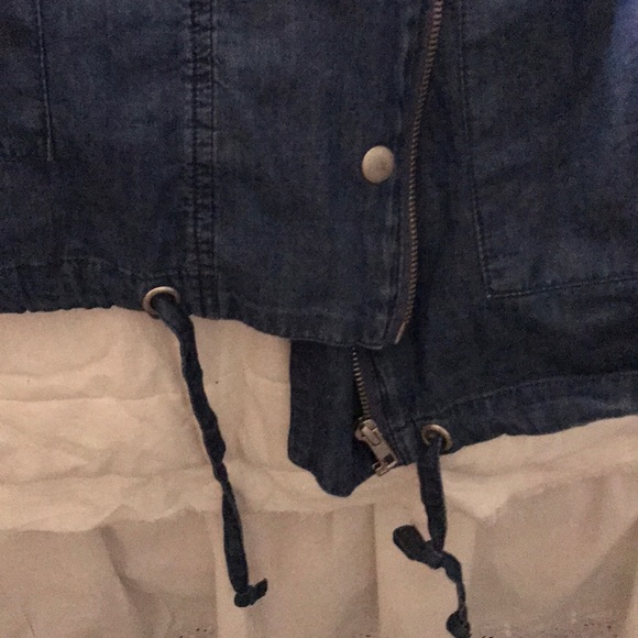 Denim jacket - Picture 2 of 3